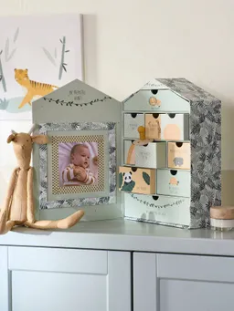 Vertbaudet Baby Erinnerungsbox PANDAFREUNDE auf Französisch – Produktbild 1 von 1
