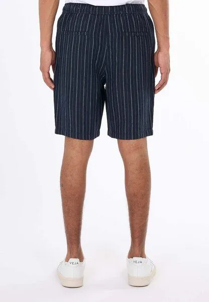 KnowledgeCotton Apparel KnowledgeCotton Apparel Loose Striped Shorts aus Bio-Leinen, Navy-striped (dunkelblau), – Produktbild 2 von 4
