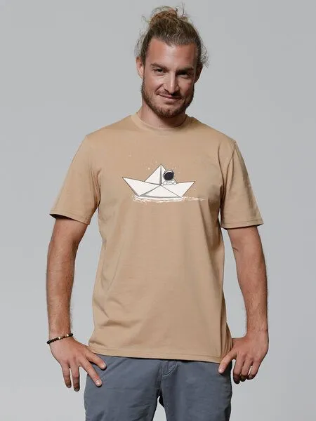 watapparel watapparel T-Shirt Astronaut in paper boat, Latte, – Produktbild 2 von 3