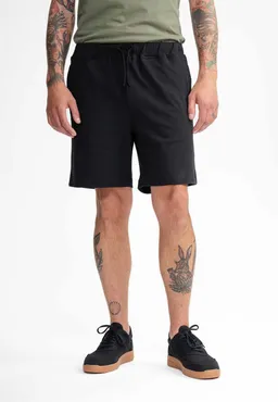 MELA Jersey Shorts Modell: Krish – Produktbild 1 von 1