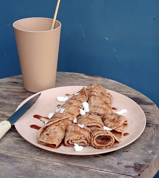 Zuperzozial Zuperzozial Frühstücksteller 20 cm aus nachwachsenden Rohstoffen, Toffee, – Produktbild 3 von 4