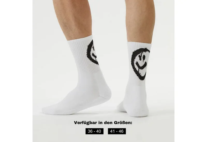 von Jungfeld von Jungfeld Tennissocken SMILEY Baumwolle 36-46 Unisex 2 Paar (2-Paar, 2er-Pack) Sportsocken mit verstärkter Ferse & Fußsohle aus Bio-Baumwolle, Weiß, – Produktbild 5 von 5