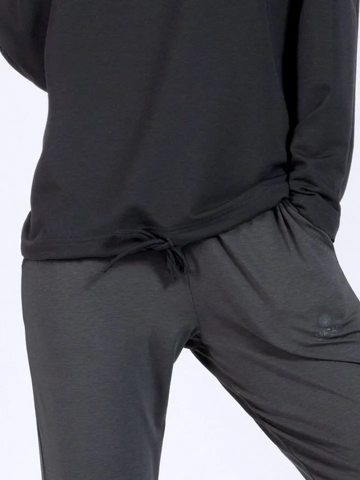 Magadi Magadi Yoga & Relax Shirt Gigi aus weichem Naturmaterial, Schwarz, – Produktbild 2 von 5