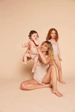 Envie De Fraise Baby Badeshorts BLUMENWIESE Familien-Capsule ENVIE DE FRAISE – Produktbild 1 von 1