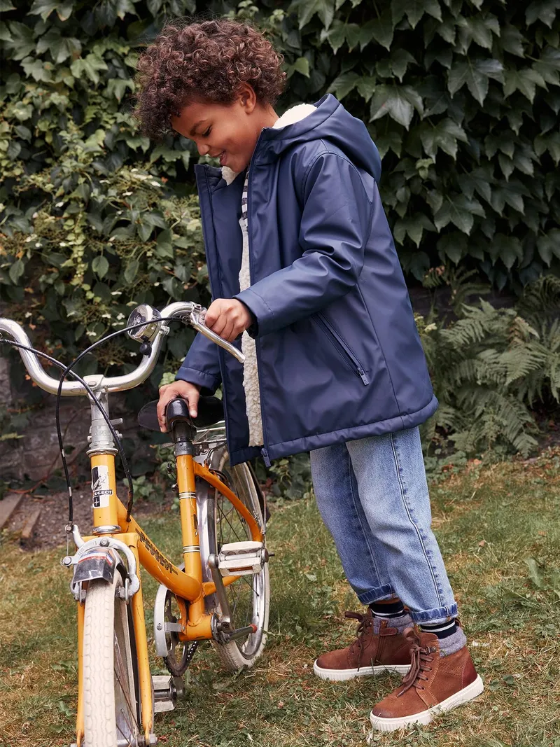 Vertbaudet Jungen Regenjacke mit Kapuze & Teddyfleece-Futter, Nachtblau, – Produktbild 2 von 4