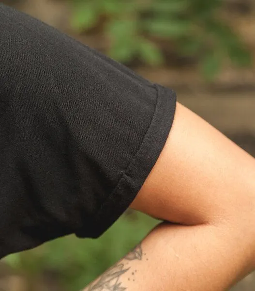 päfjes päfjes Basic - Fair gehandeltes Rolled Sleeve Frauen T-Shirt - Modal, Schwarz, – Produktbild 2 von 3