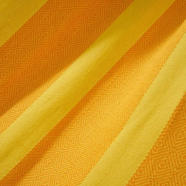 HängemattenGlück HängemattenGlück Sofakissen / Kopfkissen aus reiner Bio Baumwolle (Bezug und Füllung) 60x60cm Rot- / Gelbtöne, Mango (gelb), – Produktbild 3 von 4