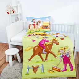 Herding Herding Babybettwäsche 100x135cm Ponyhof Pferdestall Rosa Punkte, Renforcé, 2 teilig, Baumwolle, Mädchenträume – Produktbild 1 von 1