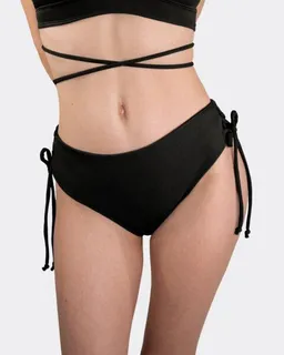 MYLILY MYLILY Perioden Bikini Hose Crinkle mit gekreuzter Schnürung – Produktbild 1 von 1