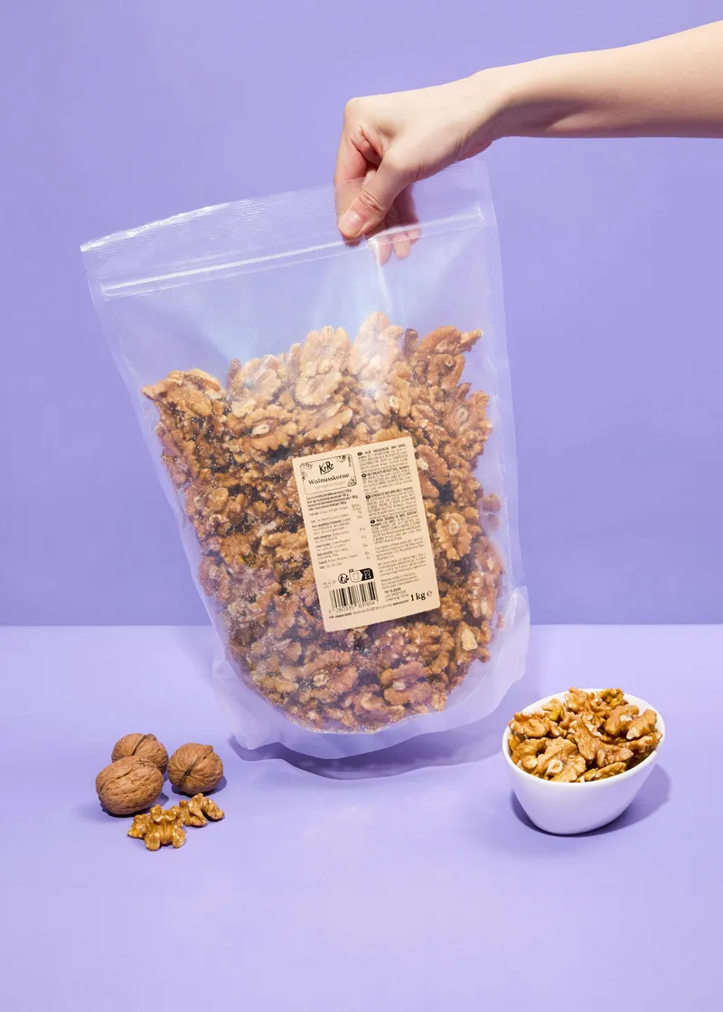 KoRo Große extra helle Walnusskerne 1 kg – Produktbild 3 von 5