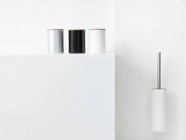 werkvoll by Lena Peter werkvoll by Lena Peter Recycling Wandhalter WC-Bürste FIRE mit Edelstahlgriff, Red, – Produktbild 2 von 4