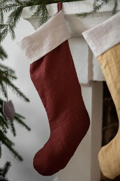AmourLinen AmourLinen Weihnachtsstrumpf aus Leinen, Terracotta (rot), – Produktbild 1 von 2