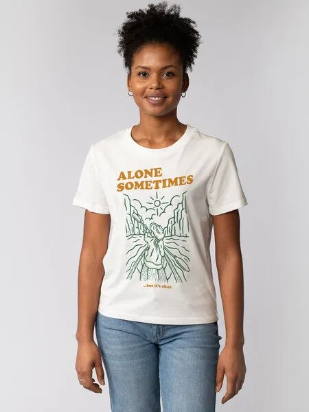 watapparel watapparel T-Shirt Frauen Alone sometimes but its okay, Off white, – Produktbild 1 von 4