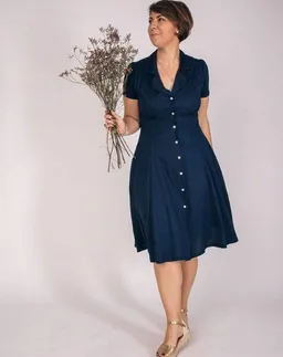 Aatise Aatise Zerna Hemdblusenkleid midi Länge aus 100% EcoVero, kurzarm – Produktbild 1 von 1