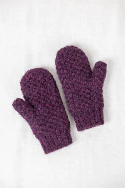 Jyoti - Fair Works Jyoti - Fair Works Baby-Alpaka Fäustling Handschuhe Casma, Brombeer, – Produktbild 2 von 3