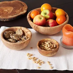 NATUREHOME NATUREHOME 3er Set Schalen Olivenholz Ø ca. 22 - 16 - 10 cm – Produktbild 1 von 1