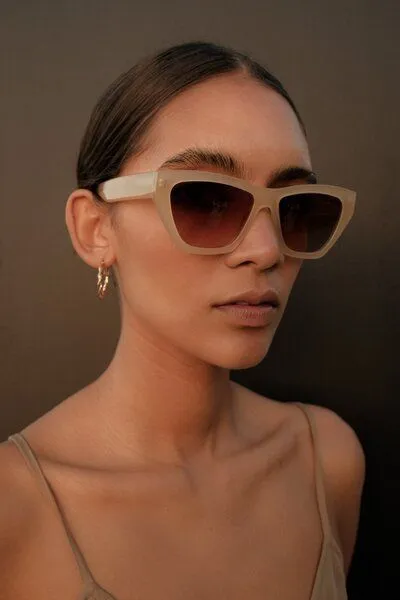 The Slow Label The Slow Label Sonnenbrille aus Acetate Renew "The Casual", Cream, – Produktbild 2 von 4