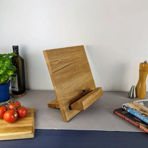 Baumkrone Baumkrone Flexibler Kochbuchständer aus Eichenholz – Produktbild 3 von 4