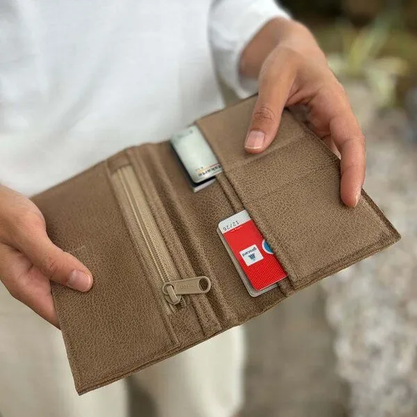 BOWLEANIES TASCHEN BOWLEANIES TASCHEN Mittelgroßer Geldbeutel, Hellbraun, – Produktbild 3 von 4