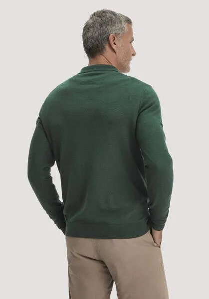 hessnatur hessnatur Strick Polo Regular aus reiner Bio-Merinowolle, Wacholdergrün, – Produktbild 2 von 4