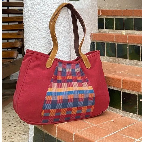 Dragolina Dragolina Schultertasche/ Shopper Bente mit Webstoff der Pwo Karen, Terracotta, – Produktbild 3 von 3