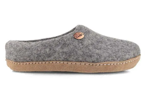 WoolFit WoolFit Barfuß-Hausschuhe „Footprint“ hand-gefilzt, extra weich & flexibel, Steingrau(grau), – Produktbild 2 von 4