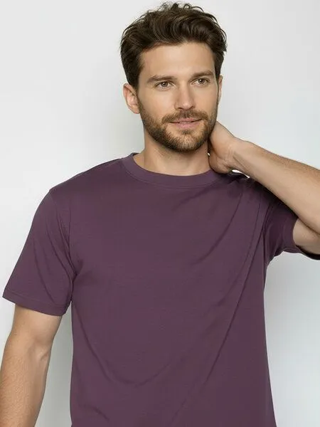 GreenBomb GREENBOMB Basic Fusion - Lässiges Oversize-T-Shirt aus Bio-Baumwolle / GOTS / Fair & Vegan, Lila (berry bark), – Produktbild 2 von 4