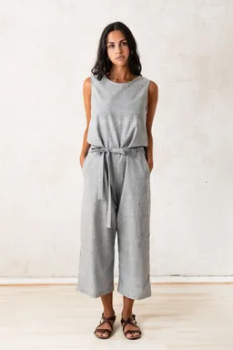 Jyoti - Fair Works Jyoti - Fair Works Damen vegan Jumpsuit Jalina Hellgrau – Produktbild 1 von 1