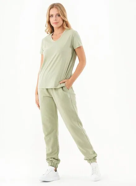 ORGANICATION ORGANICATION ESSENTIALS-PERRIE- Soft Touch Sweathose aus Bio-Baumwolle, Grün(sage green), – Produktbild 2 von 3