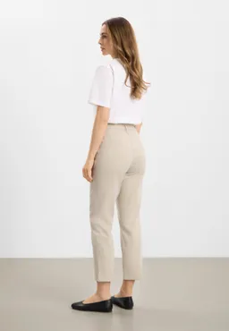 LAURIE LAURIE Damen vegan Hose Kelly Regular Cropped Grau Sand – Produktbild 1 von 1