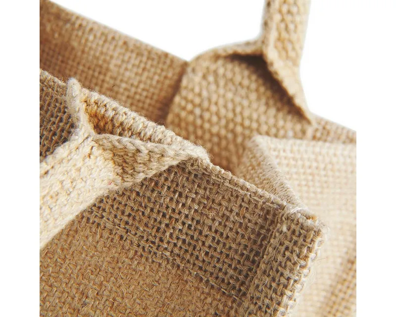 Westford Mill Westford Mill Umhängetasche Jute Mini Gift Bag 26 x 22 x 14 cm, Black/black, – Produktbild 4 von 5