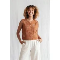 Jyoti - Fair Works Jyoti - Fair Works Damen vegan Top DIYAn Haselnussbraun – Produktbild 1 von 1