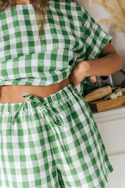 AmourLinen AmourLinen Damen vegan Set Pyjama Cloud Nine Grün Gingham – Produktbild 1 von 1