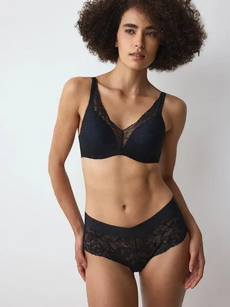 Triumph Triumph Bügel-BH | Body Make-Up Illusion | flexible Bügelkonstruktion, Schwarz, – Produktbild 1 von 4