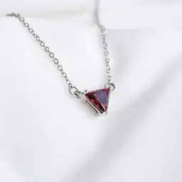 Eppi Eppi Minimalistische Kette mit Granat Modu – Produktbild 1 von 1