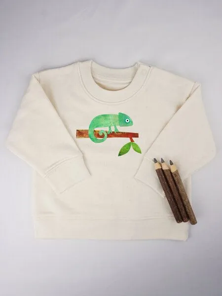 MelaDi Meladi Kinder Baby - Sweater aus Biobaumwolle - Chamäleon auf Creme Latte, Weiß, – Produktbild 4 von 6
