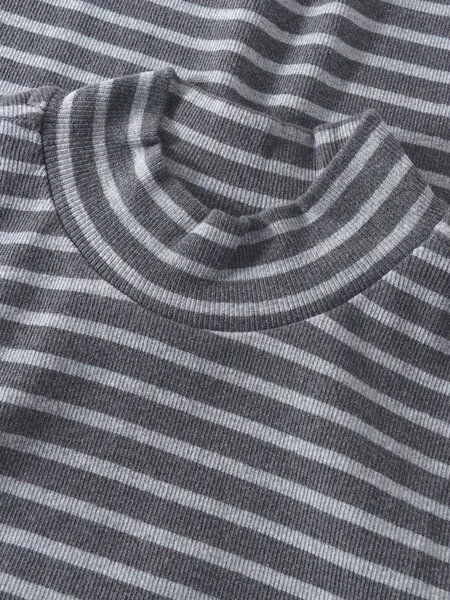 KnowledgeCotton Apparel KnowledgeCotton Apparel Ripp-Longsleeve High Neck, Grey stripe, – Produktbild 3 von 4