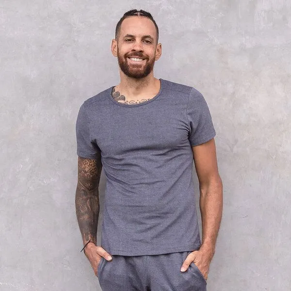Jaya Jaya ROCKY DENIM - Bodyfitted Men`s T-Shirt für Yoga und Everyday, Blue, – Produktbild 1 von 3