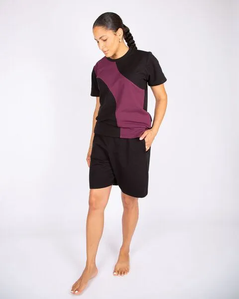 ÆVRIL ÆVRIL Unisex Kurze Yogahose // Schwarz // Bio-Baumwolle – Produktbild 2 von 3