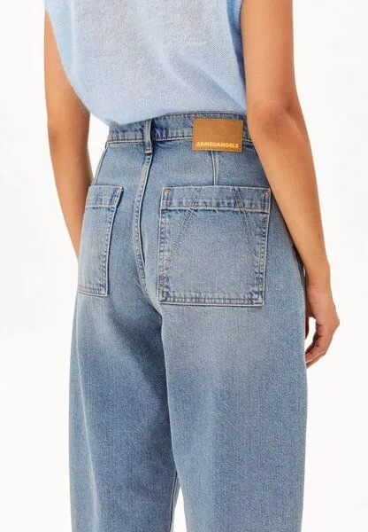 ARMEDANGELS ARMEDANGELS BAARLY CARPENTER BARREL Damen Barrel Leg Jeans aus recycelter Baumwolle, Blue, – Produktbild 2 von 3