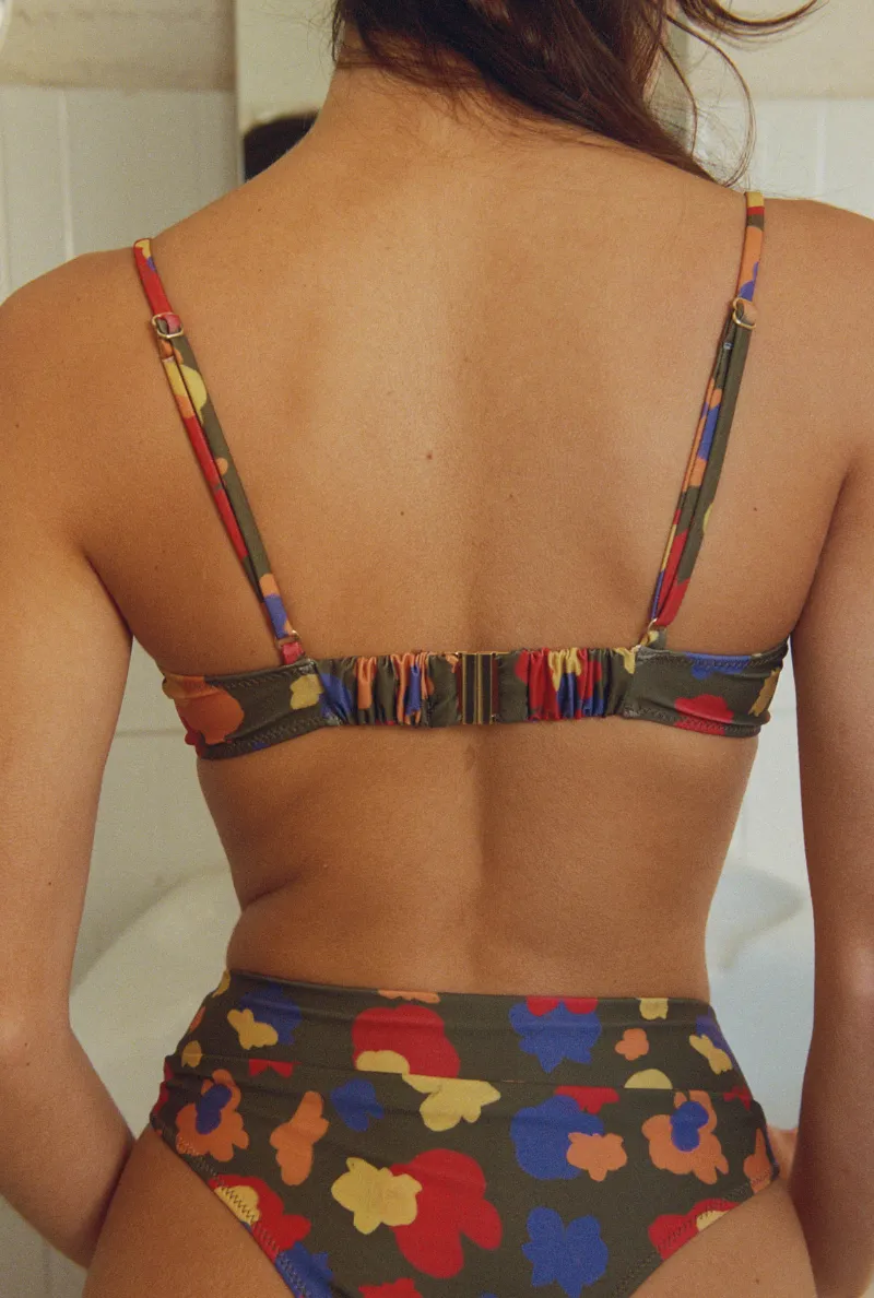 Nénés Nénés Damen vegan Bikinioberteil Mona Multicolor Floral, Dunkelblau, – Produktbild 1 von 2