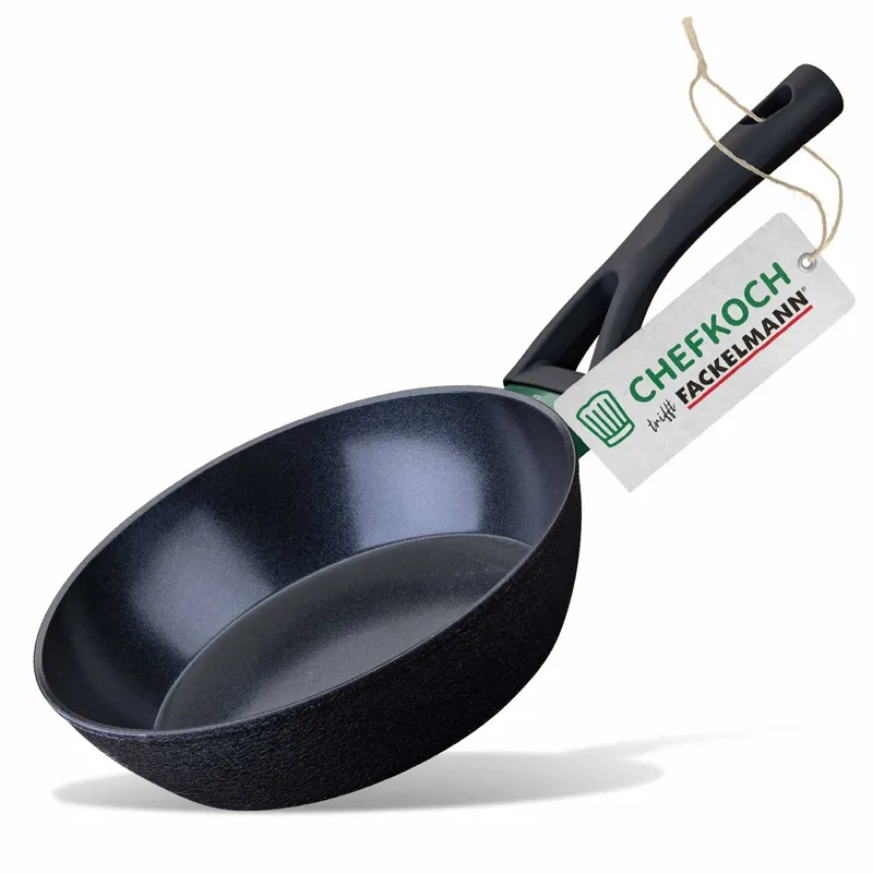 Chefkoch trifft Fackelmann Chefkoch trifft Fackelmann Bratpfanne Hamburg, keramische Antihaft-Beschichtung, Ø24cm – Produktbild 1 von 2