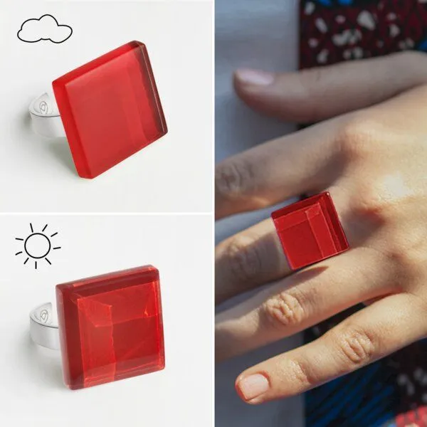 ALEXASCHA ALEXASCHA Geometrischer Statement Ring aus Glas PUREFORM, Kirschrot, – Produktbild 4 von 4