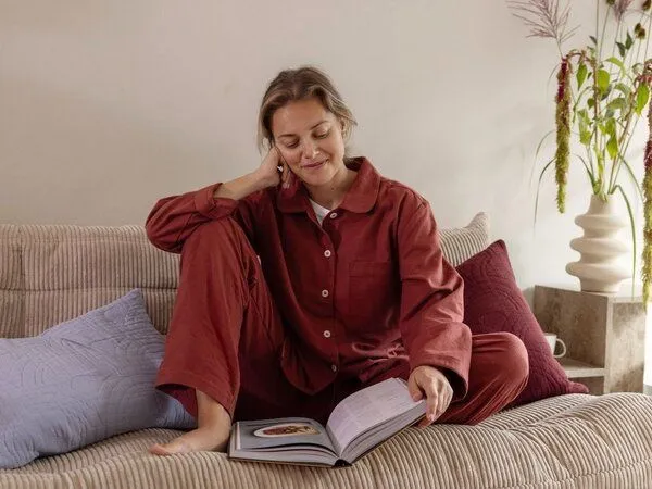 Yumeko Pyjamaoberteil Damen "Yumeko" aus Velvet Flanell, Red velvet, – Produktbild 1 von 3