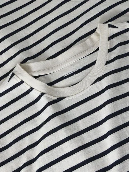 KnowledgeCotton Apparel KnowledgeCotton Apparel T-Shirt Loose Stripes, Navy, – Produktbild 3 von 3