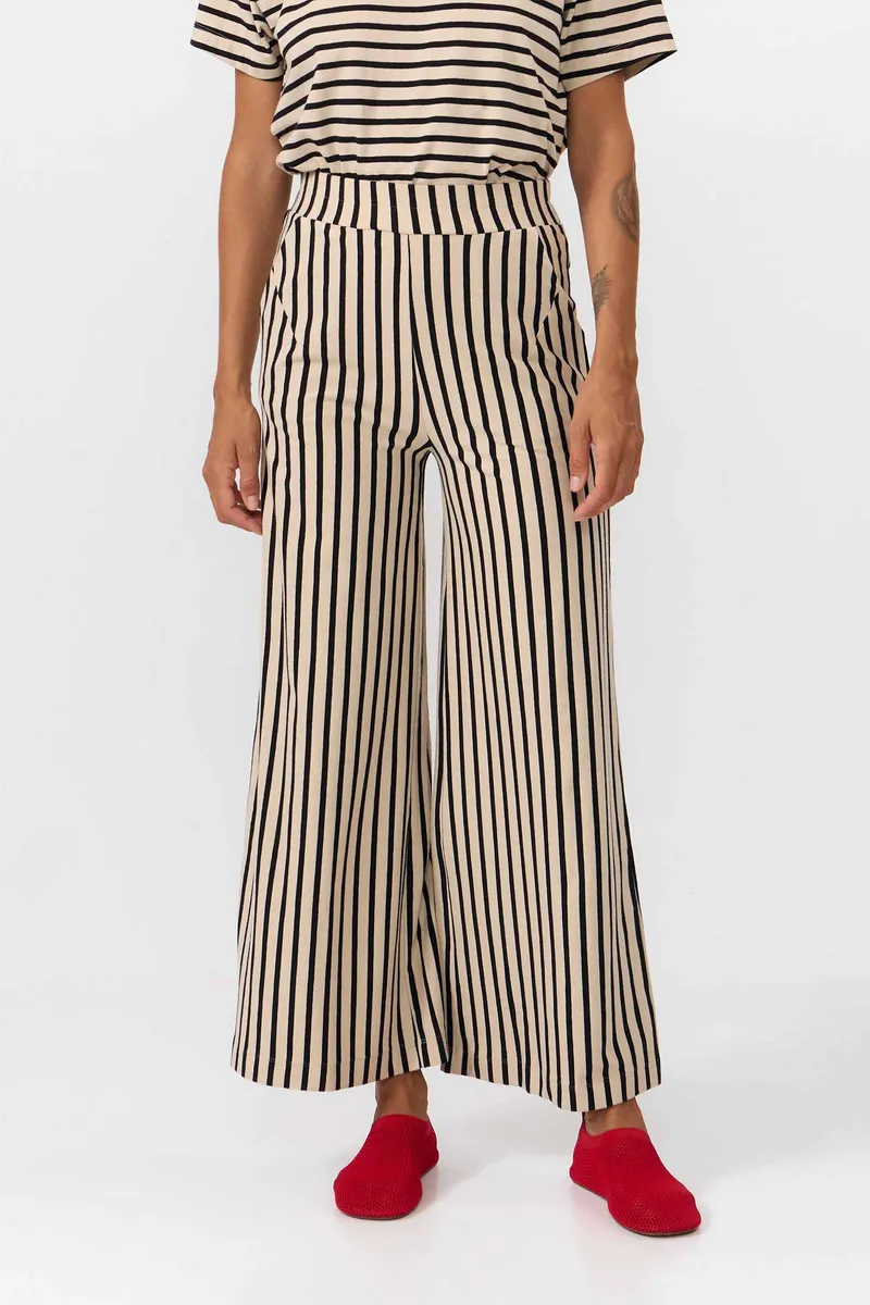 SUITE13LAB SUITE13LAB Damen vegan Hose Palau Streifen Schwarz, Schwarz, – Produktbild 1 von 2