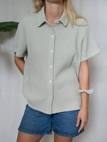 FUXBAU FUXBAU Frauen kurzarm Waffelstrick Bluse, Salbei, – Produktbild 4 von 4
