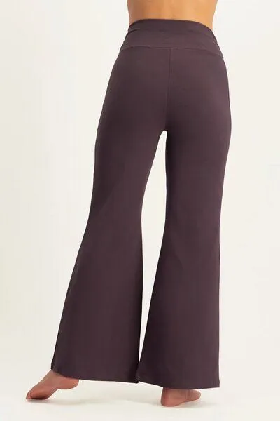 Urban Goddess Urban Goddess Maeve weite Yogahose mit Midwaist, Berry (lila), – Produktbild 4 von 4