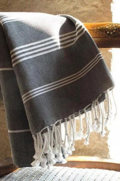 Karawan authentic Karawan authentic Fouta Hamamtuch aus reiner Bio-Baumwolle 200 × 100 cm (Stil HAMMAM), Anthracite black, – Produktbild 5 von 5