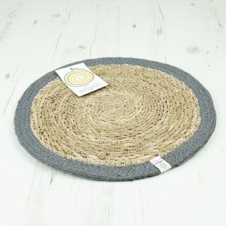 reSpiin reSpiin Runde Tischmatte aus Seegras und Jute Ø 28 cm, Grau, – Produktbild 2 von 4